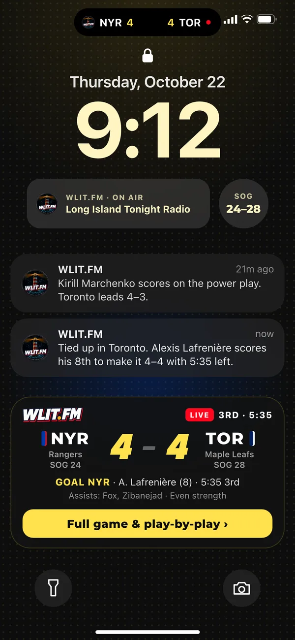 A live Rangers score on the iPhone lock screen